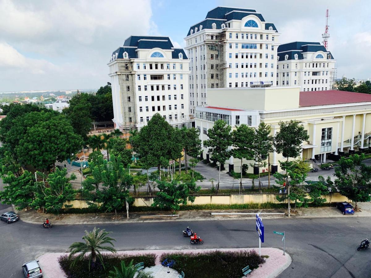 Long Bao Chau Hotel Thu Dau Mot Exterior foto